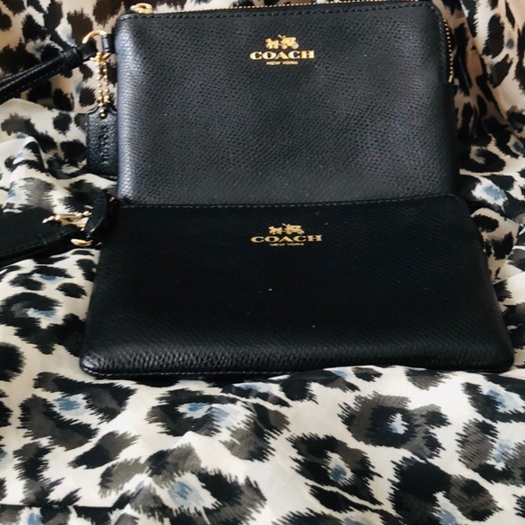 ๐HOST PICK๐Coach Wristlet - Picture 7 of 14